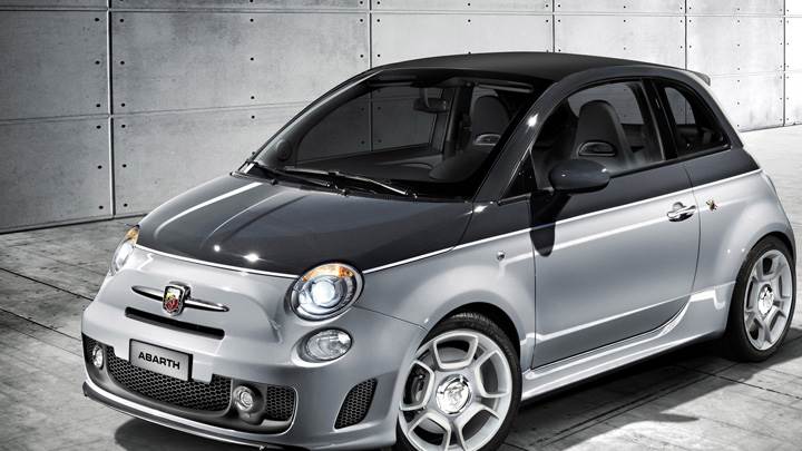 2010 Abarth 500C Side Front Pose In Black N Silver